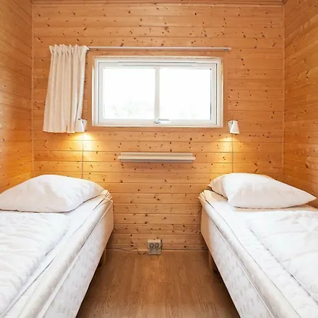 Two-bedroom Holiday In 14 * Dannemare