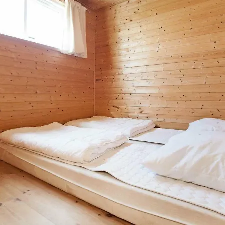 Two-bedroom Holiday In 14 Dannemare